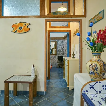Pietra Di Mare Apartment *
