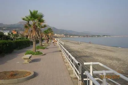 Pietra Di Mare Apartment *